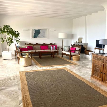 Beach House Set In A Beautiful Bay Karystos  Luaran gambar