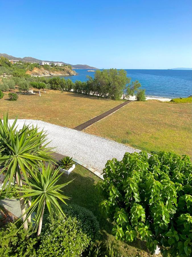 Beach House Set In A Beautiful Bay Karystos  Luaran gambar