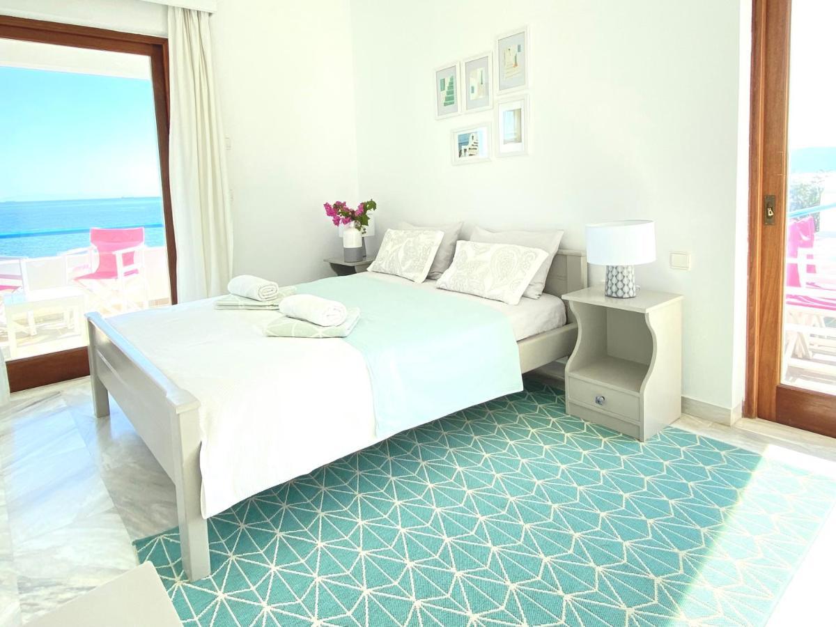 Beach House Set In A Beautiful Bay Karystos  Luaran gambar