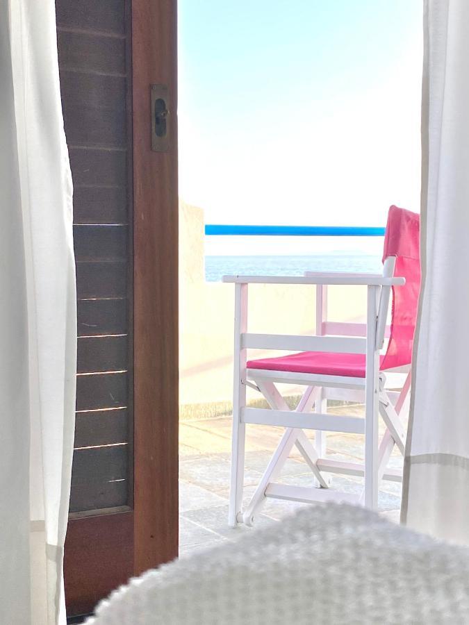Beach House Set In A Beautiful Bay Karystos  Luaran gambar