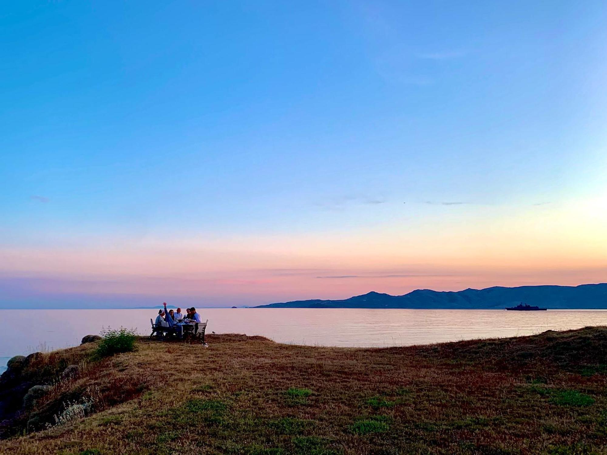 Beach House Set In A Beautiful Bay Karystos  Luaran gambar
