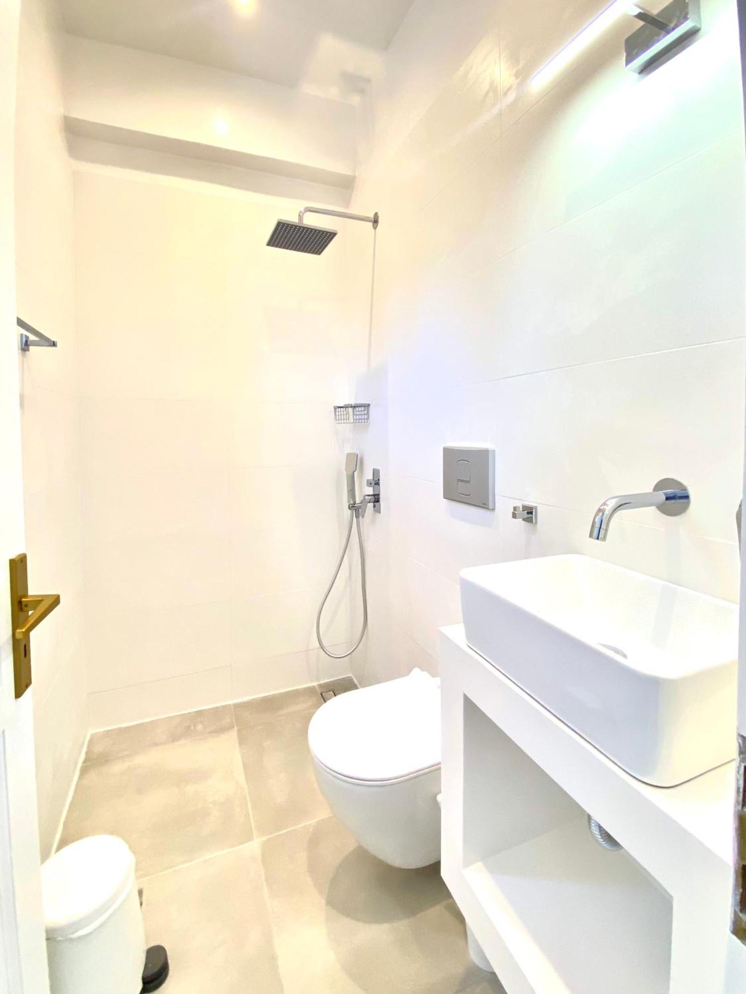 Beach House Set In A Beautiful Bay Karystos  Luaran gambar